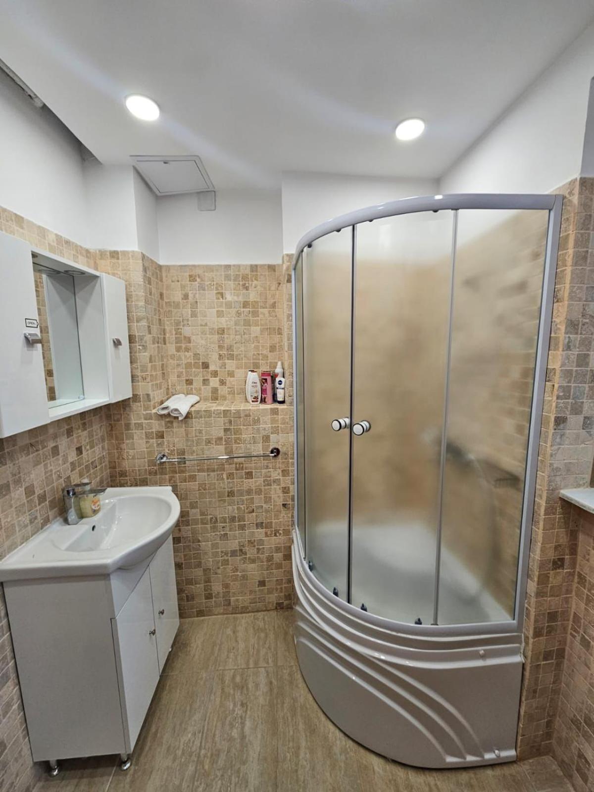 Alt Studio Apartment Bucharest Exterior photo